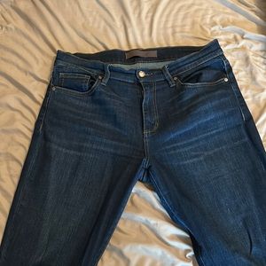 Women Joe’s Jeans! Worn only once. Excellent condition size 32